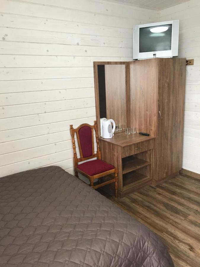 Готель Вікторія Volovets Bagian luar foto