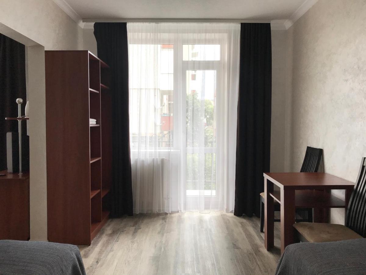 Готель Вікторія Volovets Bagian luar foto